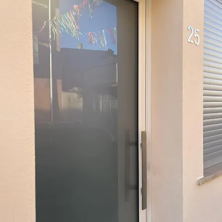 Indipendente Nel Centro Di Dom wakacyjny Decimomannu